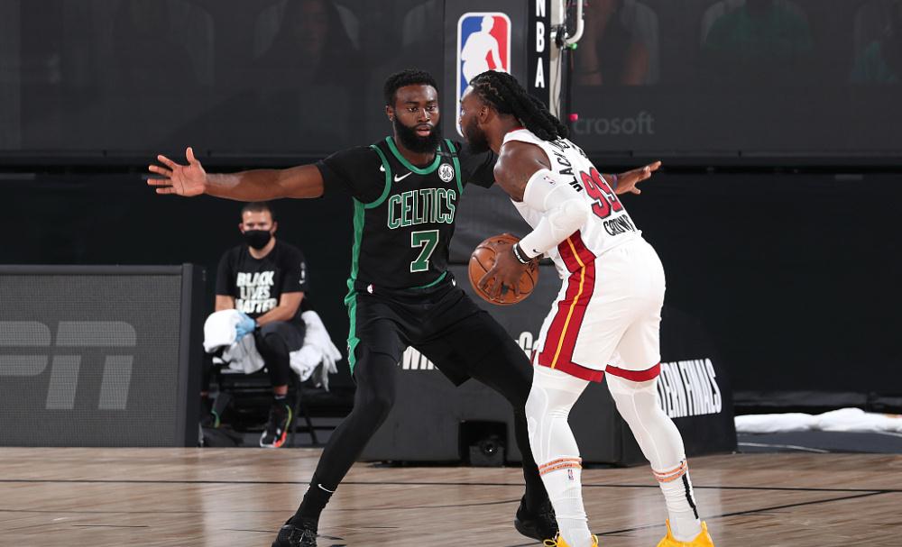  巴特勒关键封盖热火险胜凯尔特人  