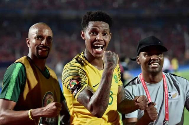  奥斯梅恩伤愈复出，尼日利亚锋霸传射  