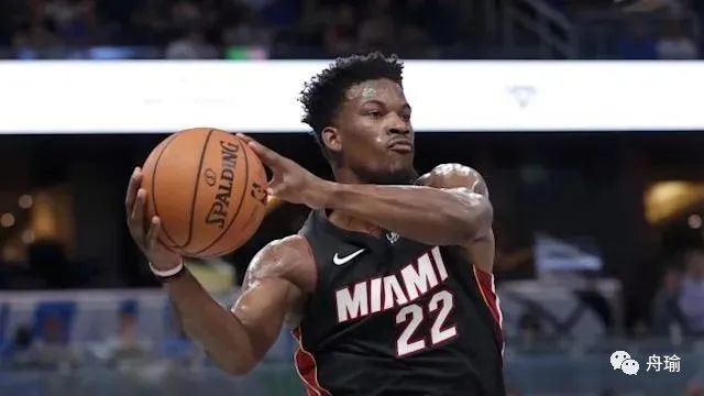  巴特勒硬仗砍下三双，热火主场力挫费城保持季后赛希望